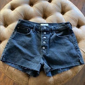 Abercrombie high rise mom short